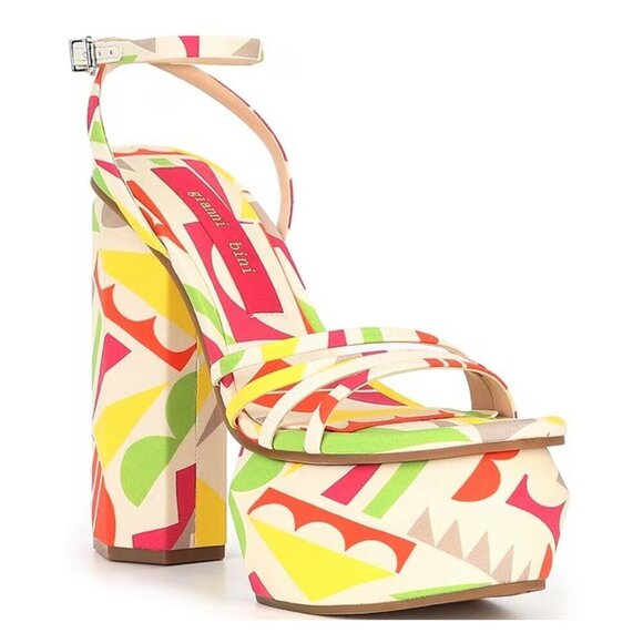 Gianni Bini Shoes - NEW Gianni Bini Parrish Geo Print Strappy Platform Sandals